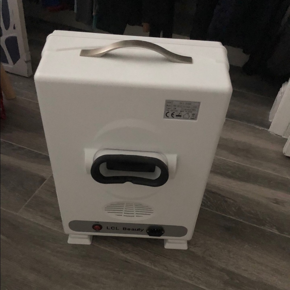 The money machine.For skin care.Like new